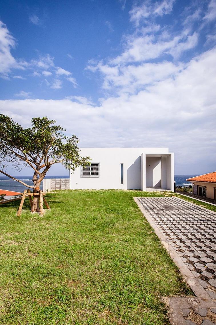 "Nice!" Ocean View Of Ishigaki Island, Okinawa/ Four-Bedroom Villa 외부 사진